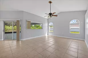 28 Freneau Ln, Palm Coast, FL 32137 - Photo 11
