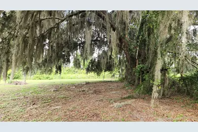 102 Eberhard Avenue, Palatka, FL 32177 - Photo 33