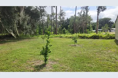 102 Eberhard Avenue, Palatka, FL 32177 - Photo 31