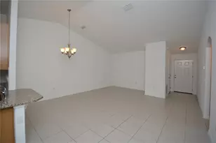 33 Rosecroft Ln, Palm Coast, FL 32164 - Photo 5