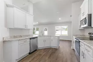 105 Palmwood Dr, Palm Coast, FL 32164 - Photo 9