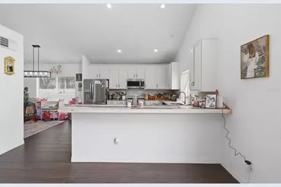 7800 Saint Giles Place, Orlando, FL 32835 - Photo 11