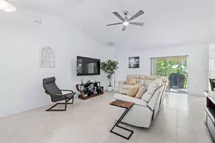 4 Westbury Pl, Palm Coast, FL 32164 - Photo 9