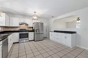 1313 Queen Palm Dr, Edgewater, FL 32132 - Photo 17