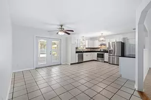 1313 Queen Palm Dr, Edgewater, FL 32132 - Photo 11