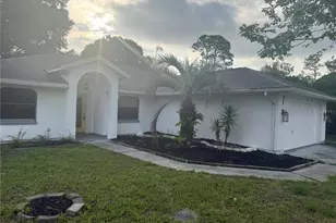 7 Fountain Gate Ln, Palm Coast, FL 32137 - Photo 1