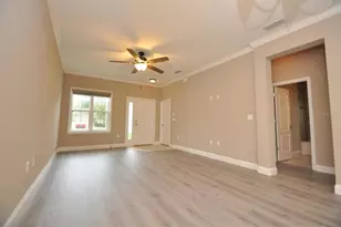 11 Ullynn Pl, Palm Coast, FL 32164 - Photo 3