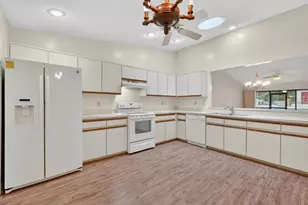 12 Lake Forest Cir N, Palm Coast, FL 32137 - Photo 21