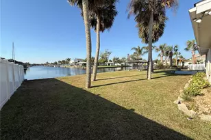 360 Palm Cir, Flagler Beach, FL 32136 - Photo 15