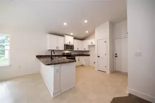 15 Birchwood Dr, Palm Coast, FL 32137 - Photo 9