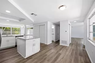 7360 Blackhawk Trail, Spring Hill, FL 34606 - Photo 9