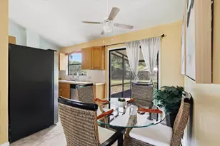 45 Foxhall Ln, Palm Coast, FL 32137 - Photo 9