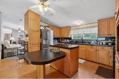 101 Coleman Place, Satsuma, FL 32189 - Photo 9