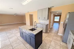 4 Princess Geraldine Pl, Palm Coast, FL 32164 - Photo 11