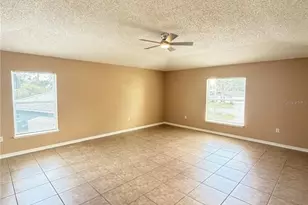 4 Princess Geraldine Pl, Palm Coast, FL 32164 - Photo 15
