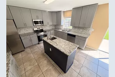 4 Princess Geraldine Place, Palm Coast, FL 32164 - Photo 9