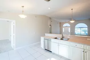 13 Buttonwood Ln, Palm Coast, FL 32137 - Photo 7
