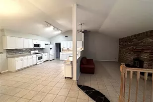 3 Elizabeth Dr E, Palm Coast, FL 32137 - Photo 3