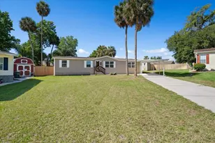 1137 Yaupon St, Daytona Beach, FL 32117 - Photo 1