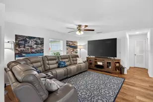 15 Princess Kathleen Ln, Palm Coast, FL 32164 - Photo 11