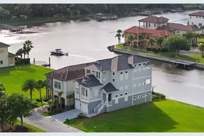 18 Spinaker Circle, Palm Coast, FL 32137 - Photo 1