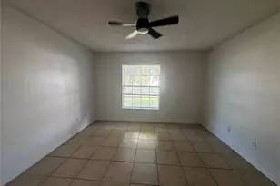 18 Red Clover Ln, Palm Coast, FL 32164 - Photo 7