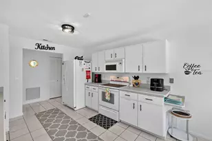 36 Flamingo Dr, Palm Coast, FL 32137 - Photo 17