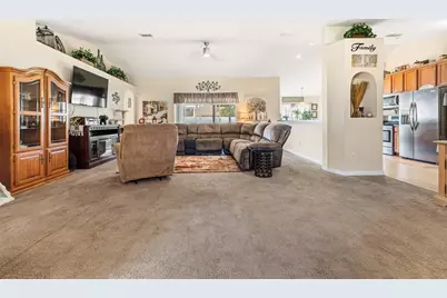 33 Royal Leaf Lane, Palm Coast, FL 32164 - Photo 3