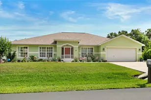 33 Royal Leaf Ln, Palm Coast, FL 32164 - Photo 1