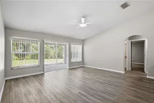 28 Pillory Ln, Palm Coast, FL 32164 - Photo 9
