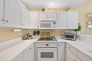 100 Palm Harbor Pkwy, Palm Coast, FL 32137 - Photo 13
