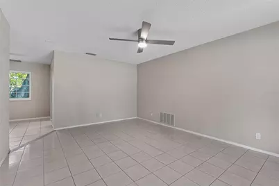 107 Wimbledon Court, Port Orange, FL 32127 - Photo 9