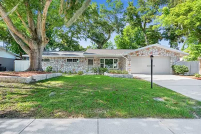 107 Wimbledon Court, Port Orange, FL 32127 - Photo 1