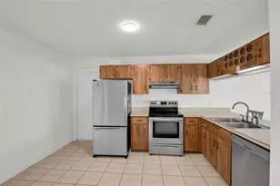 7 Warren Pl, Palm Coast, FL 32164 - Photo 9