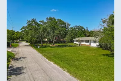 10 Mirror Lake Drive, Ormond Beach, FL 32174 - Photo 15
