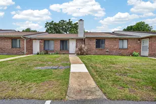 1571 Hancock Ln, Daytona Beach, FL 32117 - Photo 1