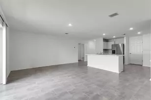 22 Round Tree Dr, Palm Coast, FL 32164 - Photo 15