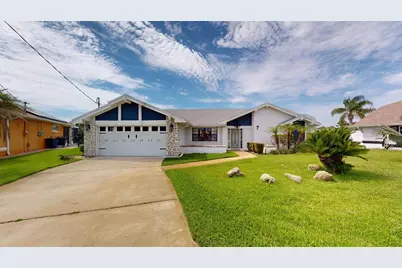 1 Cherrytree Court, Palm Coast, FL 32137 - Photo 1