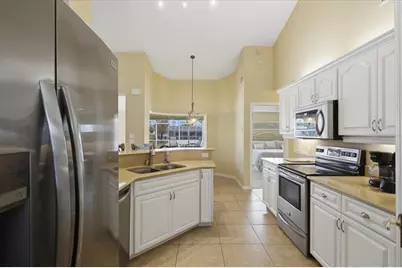 36 Cloverdale Court N, Palm Coast, FL 32137 - Photo 7