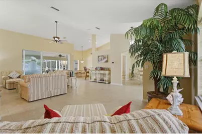 36 Cloverdale Court N, Palm Coast, FL 32137 - Photo 15