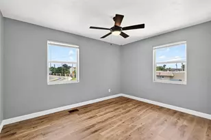 419 N Peninsula Dr, Daytona Beach, FL 32118 - Photo 13