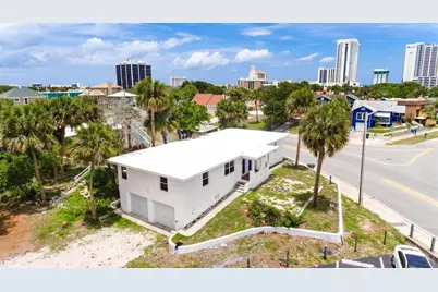 419 N Peninsula Drive, Daytona Beach, FL 32118 - Photo 1