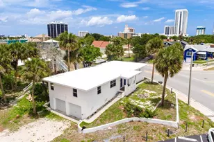 419 N Peninsula Dr, Daytona Beach, FL 32118 - Photo 1