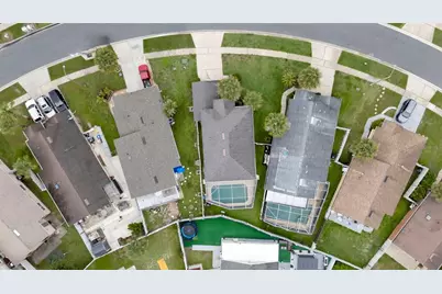 2613 Spring Hill Drive, Kissimmee, FL 34743 - Photo 33
