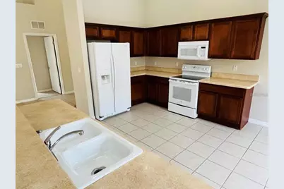 121 Raintree Circle, Palm Coast, FL 32164 - Photo 3
