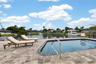 7 Chinook Court, Palm Coast, FL 32137 - Photo 5