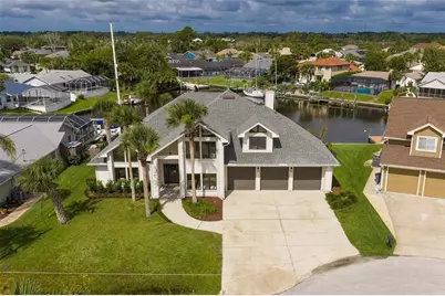 7 Chinook Court, Palm Coast, FL 32137 - Photo 1
