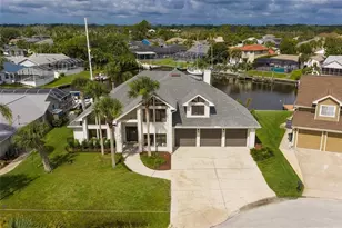 7 Chinook Ct, Palm Coast, FL 32137 - Photo 1