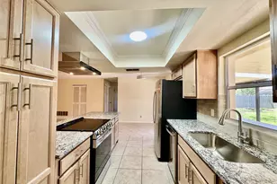 29 Foxhall Ln, Palm Coast, FL 32137 - Photo 5