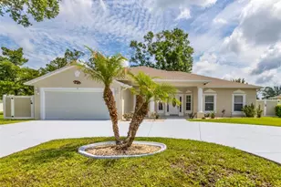 15 Royal Palm Ln, Palm Coast, FL 32164 - Photo 1